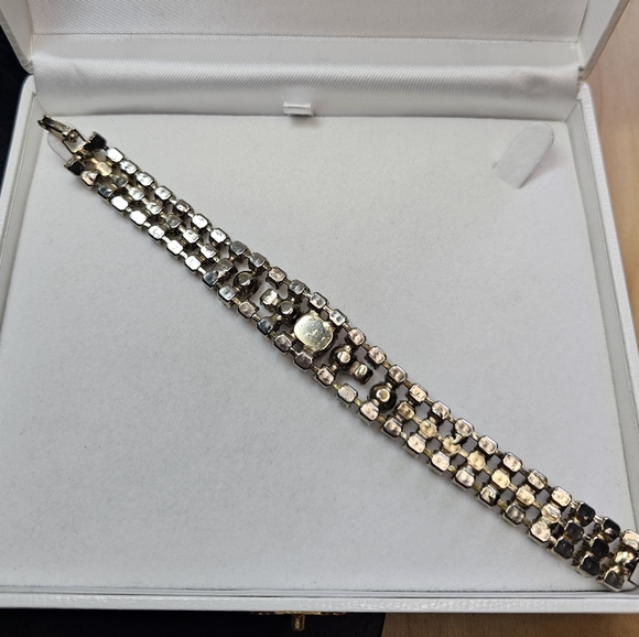 Coro AB Rhinestone Bracelet - Picture 3 of 4